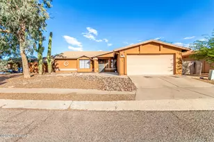 1561 W Lama Dr, Tucson, AZ 85746 - Photo 1
