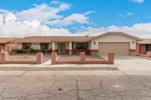 1731 W Newhall Dr, Tucson, AZ 85746 - Photo 1