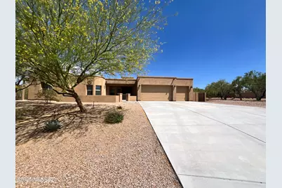 9398 E Desert Milkweed Court, Corona de Tucson, AZ 85641 - Photo 1