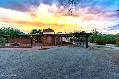 6945 E Arrowhead Place, Tucson, AZ 85715 - Photo 1