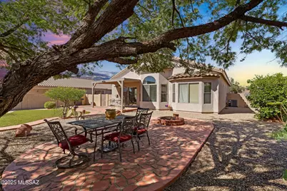 5731 W Cactus Garden Drive, Tucson, AZ 85742 - Photo 1