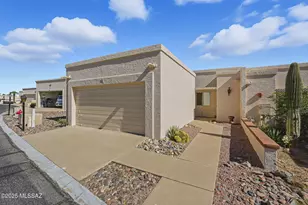 375 S Placita La Paz, Green Valley, AZ 85614 - Photo 1