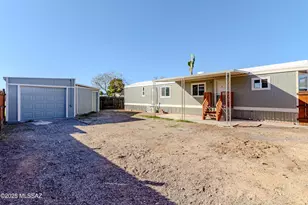 4737 N Kenwood Ct, Tucson, AZ 85705 - Photo 1