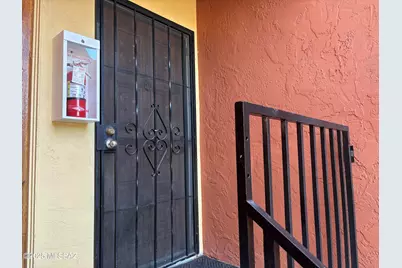814 S Langley Avenue #203, Tucson, AZ 85710 - Photo 1