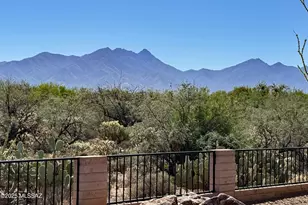 936 N Rams Head Rd, Green Valley, AZ 85614 - Photo 1