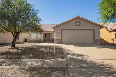 9041 N Shadow Rock Drive, Tucson, AZ 85743 - Photo 1