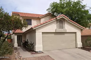 11526 N Eagle Peak Dr, Tucson, AZ 85737 - Photo 1