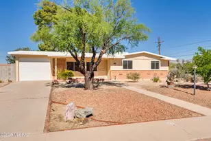 8461 E Timrod St, Tucson, AZ 85710 - Photo 1