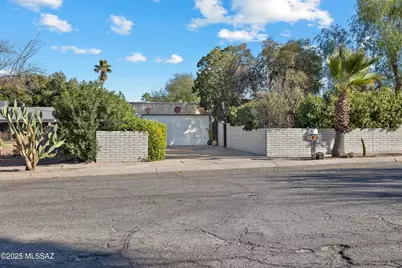 532 N Citadel Avenue, Tucson, AZ 85748 - Photo 1