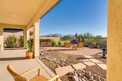 2232 E Madera Plateau Drive, Green Valley, AZ 85614 - Photo 1