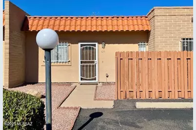 825 S Pantano Parkway, Tucson, AZ 85710 - Photo 1
