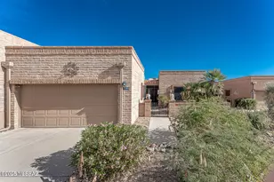 1100 W Camino del Pato, Green Valley, AZ 85622 - Photo 1