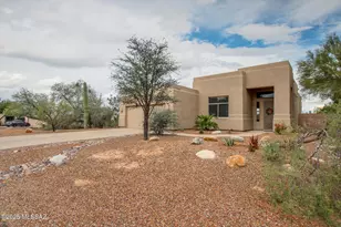 1758 W Placita de Ocampo, Tucson, AZ 85704 - Photo 1