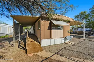 2420 W Calle Comodo, Tucson, AZ 85705 - Photo 1