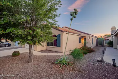 7871 W Sacramento Hill Drive, Tucson, AZ 85743 - Photo 1