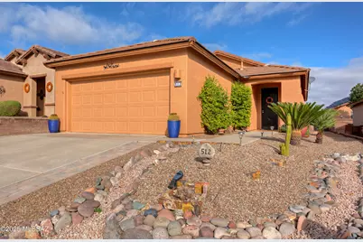 512 W Bazille Way, Green Valley, AZ 85614 - Photo 1
