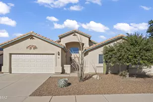 421 N Sedge Ln, Tucson, AZ 85748 - Photo 1