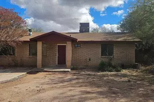 895 Via Esmeralda, Rio Rico, AZ 85648 - Photo 1