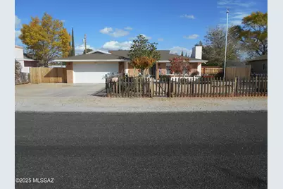 306 N Sage Street, Pearce, AZ 85625 - Photo 1