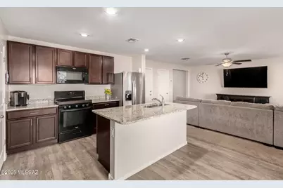 6004 S Kirtley Drive, Tucson, AZ 85706 - Photo 1
