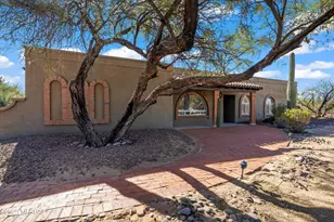 901 W Calle De Julio, Green Valley, AZ 85614 - Photo 1