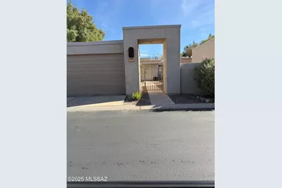 3512 N Charter Oak Way, Tucson, AZ 85712 - Photo 1