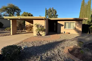 332 W Via Bacanora, Green Valley, AZ 85614 - Photo 1