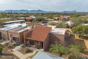 8631 N Little Oak Ln, Tucson, AZ 85704 - Photo 1