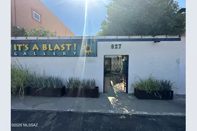 927 N Swan Road, Tucson, AZ 85711 - Photo 1