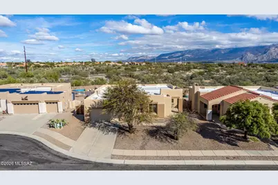 11962 N Crescendo Drive, Tucson, AZ 85737 - Photo 1
