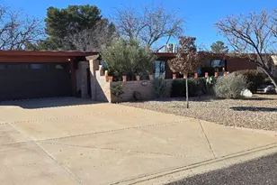 1002 E Geneva St, Sunsites, AZ 85625 - Photo 1