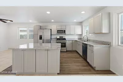 6600 N Galaxy Road, Tucson, AZ 85741 - Photo 1