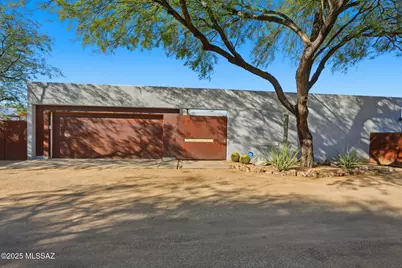 1117 E Adelaide Drive, Tucson, AZ 85719 - Photo 1