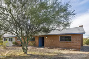 1520 W Los Filos Dr, Tucson, AZ 85704 - Photo 1