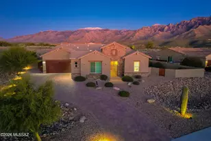 11290 N Ridgeway Village Pl, Oro Valley, AZ 85737 - Photo 1