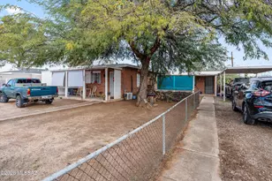 4609-4611 E 17th St, Tucson, AZ 85711 - Photo 1