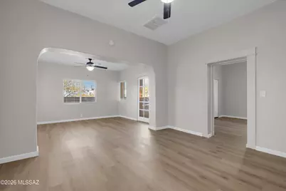 231 W University Boulevard, Tucson, AZ 85705 - Photo 1