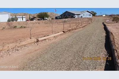 311 N Saddle Vista Road, Benson, AZ 85602 - Photo 1
