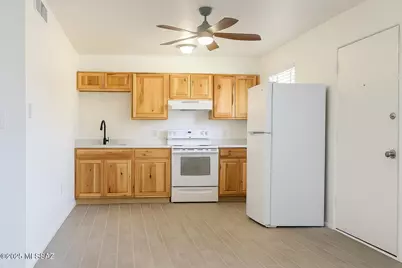 3834 N Park Avenue, Tucson, AZ 85719 - Photo 1