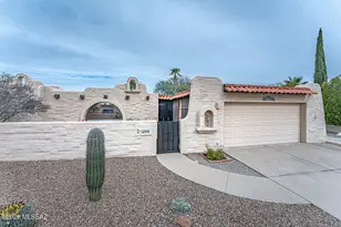 942 W Calle Del Regalo, Green Valley, AZ 85614 - Photo 1