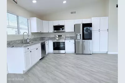7178 W Hunnington Drive, Tucson, AZ 85743 - Photo 1