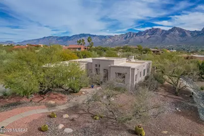 10760 N Stargazer Drive, Oro Valley, AZ 85737 - Photo 1