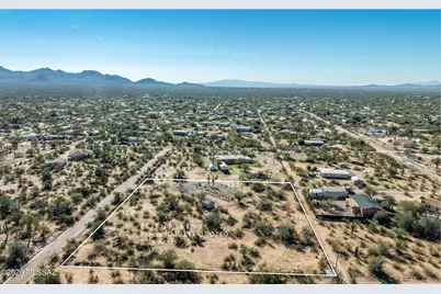 6675 N Blue Boulevard, Tucson, AZ 85743 - Photo 1