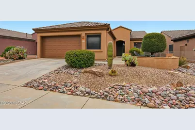 1962 W Acacia Bluffs Drive, Green Valley, AZ 85622 - Photo 1