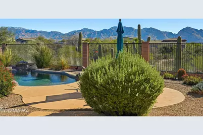 11744 N Mesquite Hollow Drive, Oro Valley, AZ 85737 - Photo 1