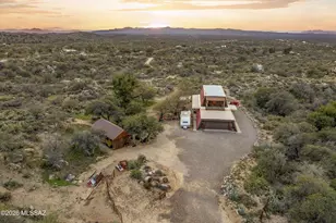 200 N Holiday Dr, Oracle, AZ 85623 - Photo 1