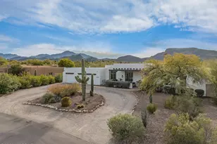 7839 N Sombrero Peak Dr, Tucson, AZ 85743 - Photo 1