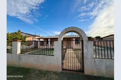 641 W La Pasadita Street, Tucson, AZ 85705 - Photo 1