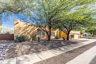250 N Eastern Slope Loop, Tucson, AZ 85748 - Photo 1