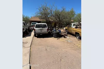 494 New Court, Rio Rico, AZ 85648 - Photo 1